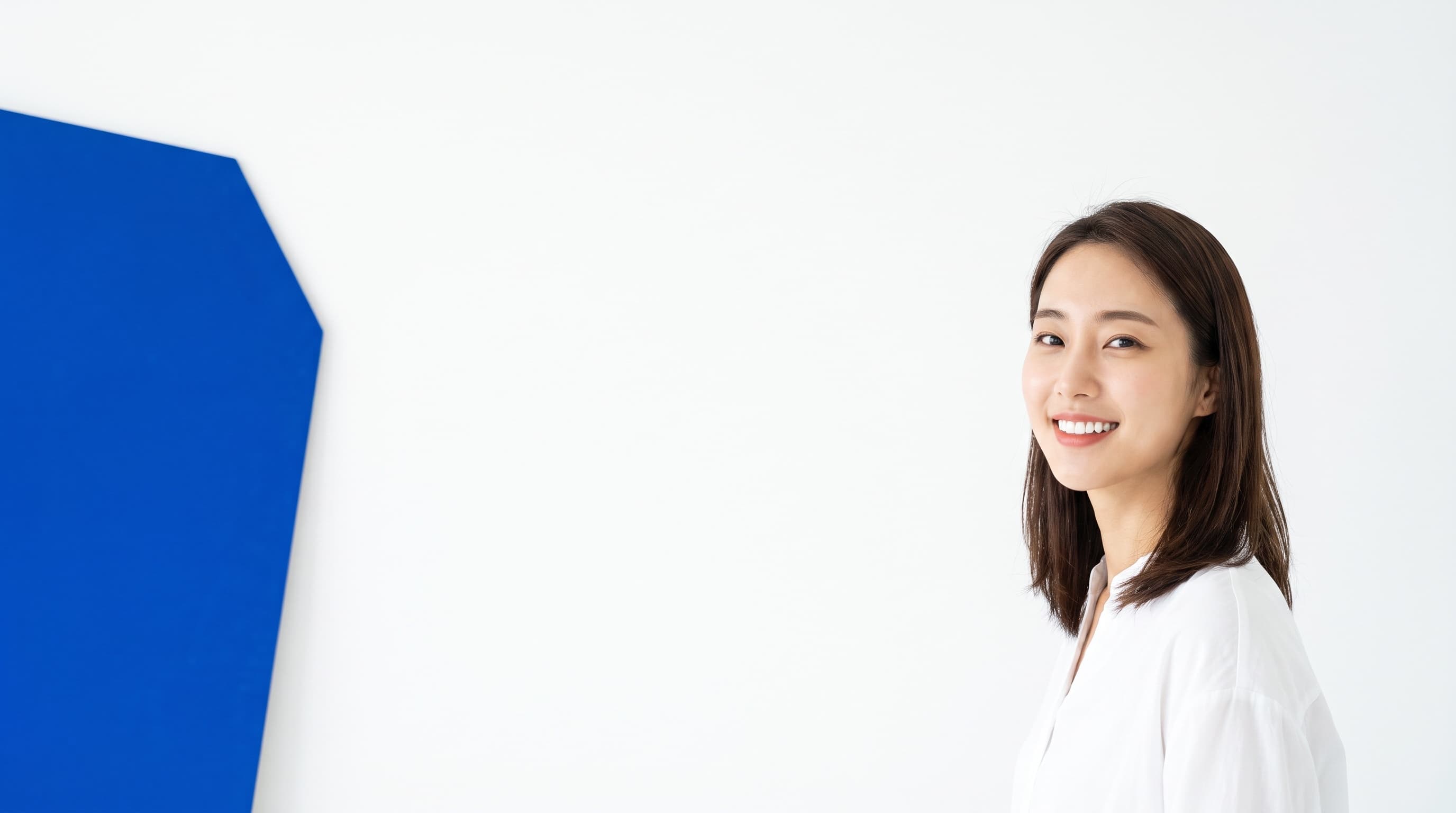 자연스러운 미소 — 온더치과의원이 지향하는 정확하고 건강한 아름다움